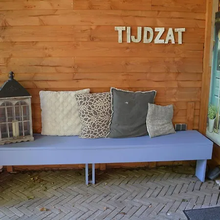 Alojamento de Acomodação e Pequeno-almoço Tijdzat